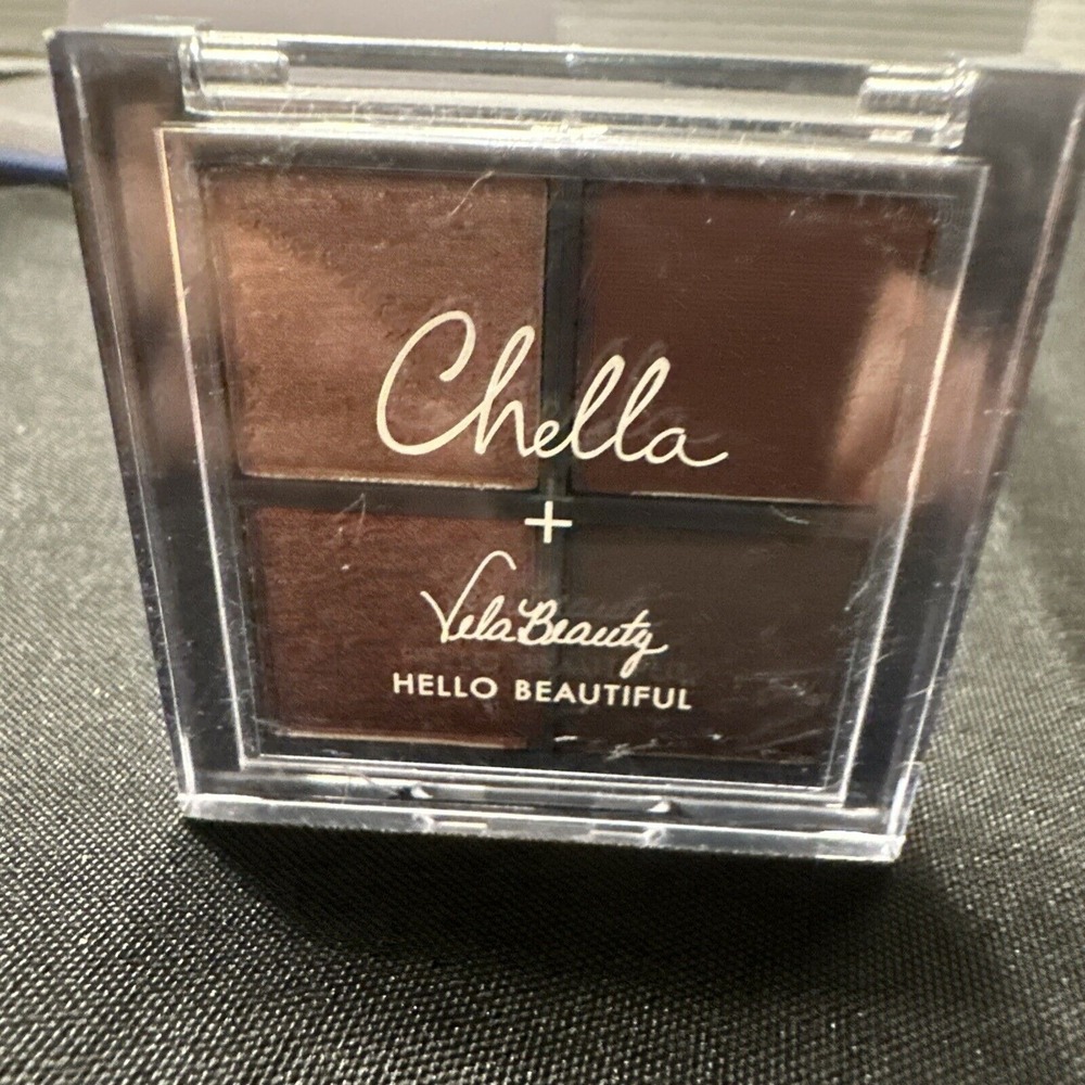 Chella Vela Beauty Hello Beautiful BLUSHING‎ ROSE Eyeshadow Palette 0.13 oz Quad